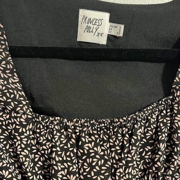 Princess Polly - Picture 2 of 2